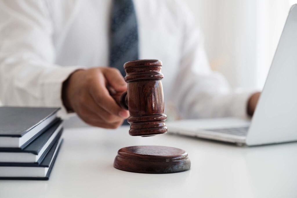 Como funciona um processo judicial? Entenda as etapas de forma simples